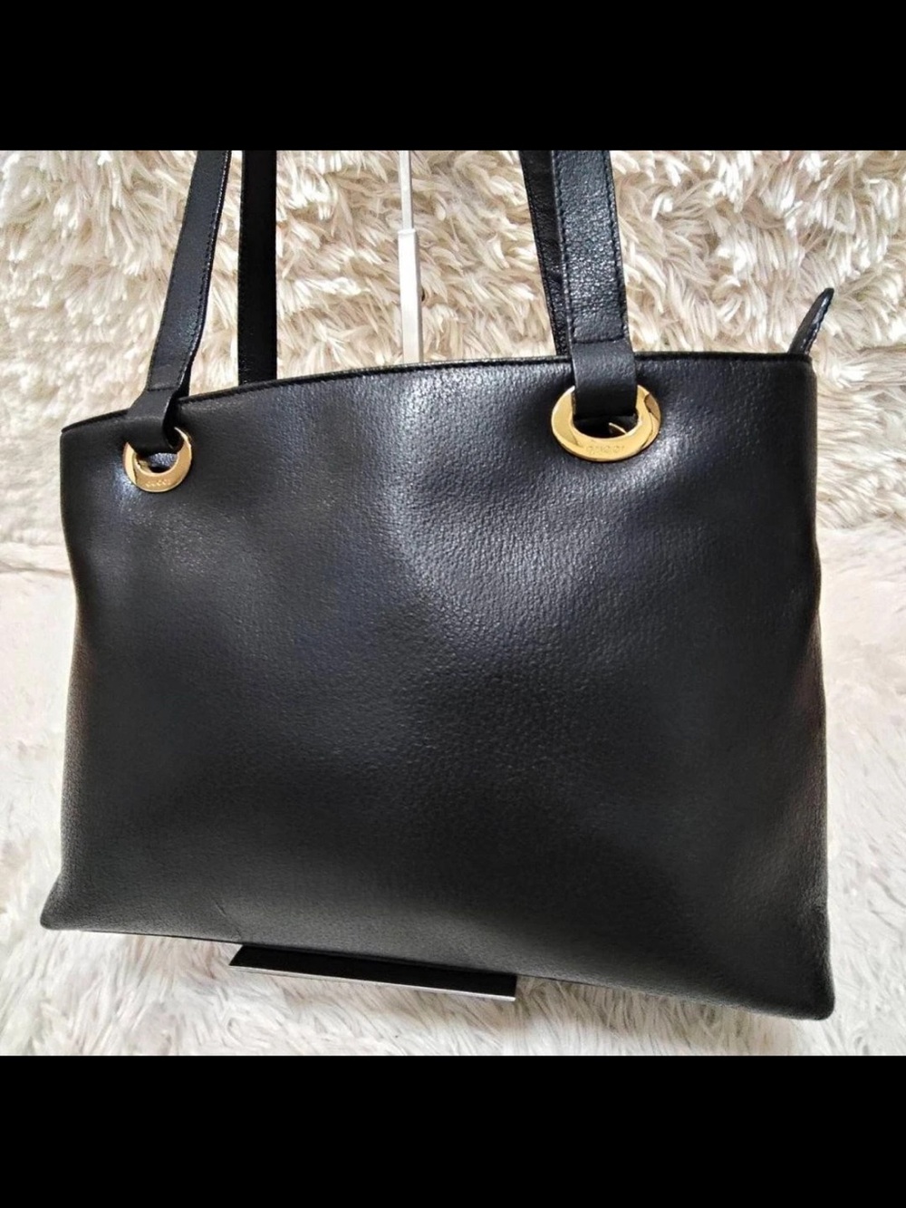 Gucci Black Leather Shoulder Bag with Gold Rings